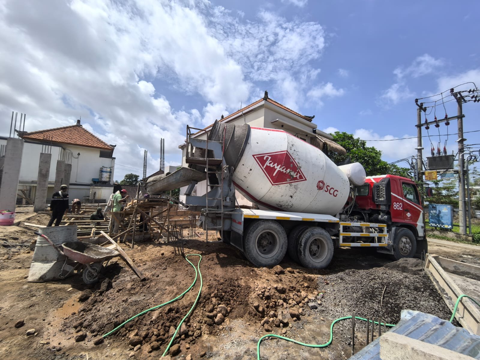 Concrete Tie Beam & Foundation